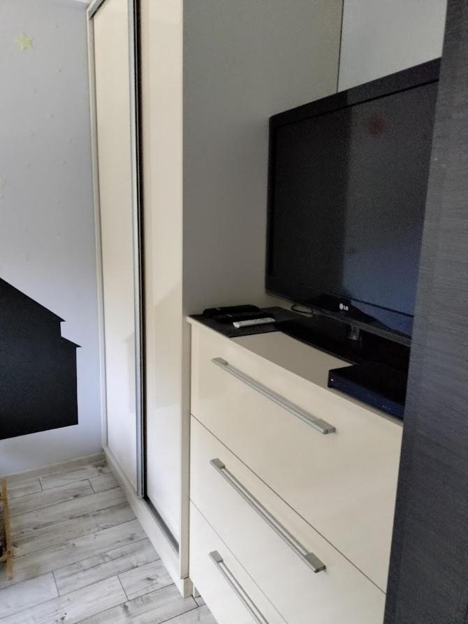 Nowoczesne Mieszkanie 63M2 Jastrzębie Zdrój Buitenkant foto